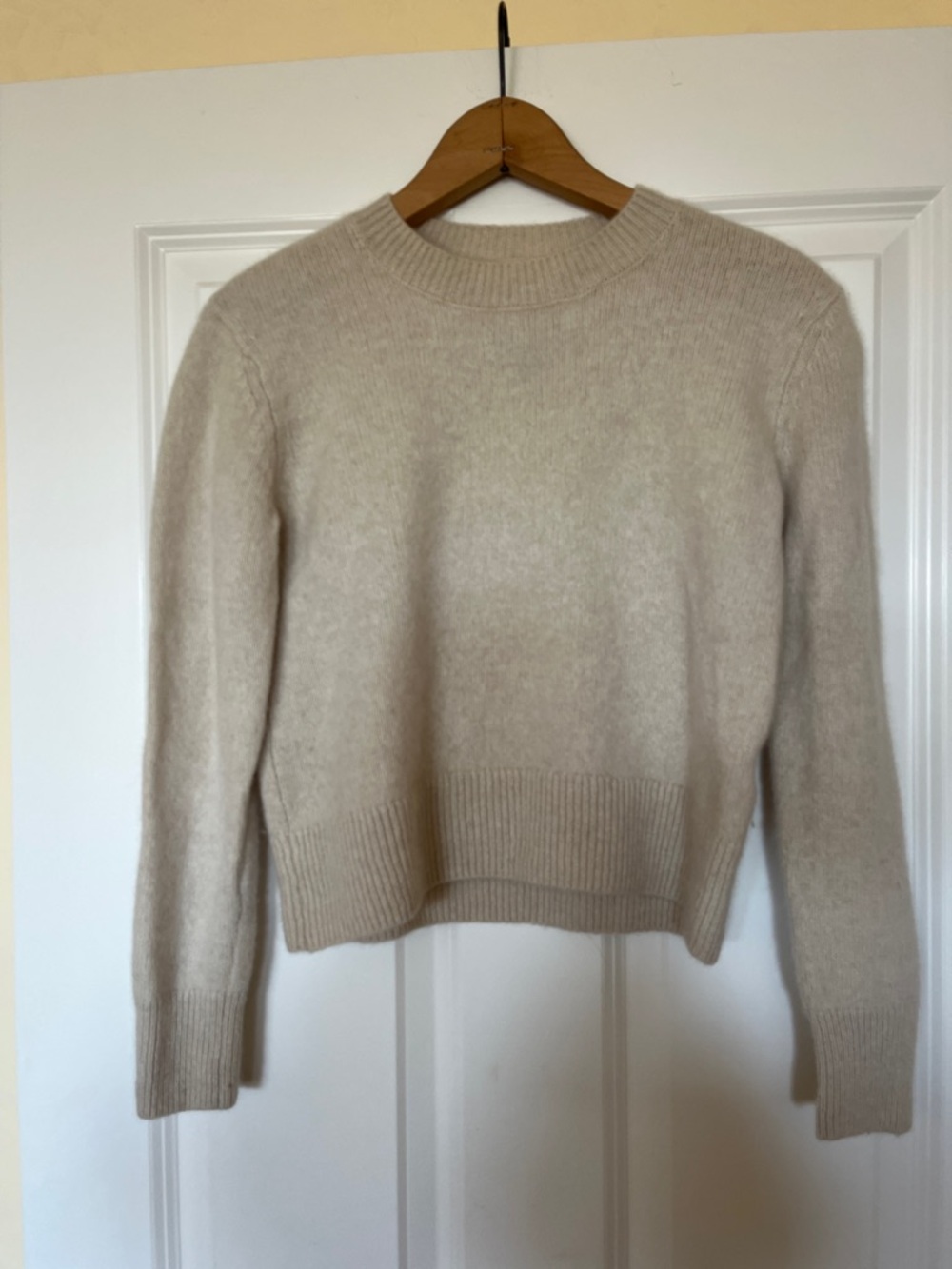 Light Gray Crewneck women’s cashmere  Sweater - Joie